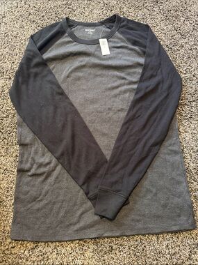 Old Navy Men's Two-Tone Thermal Raglan Shirt - Black & Charcoal
